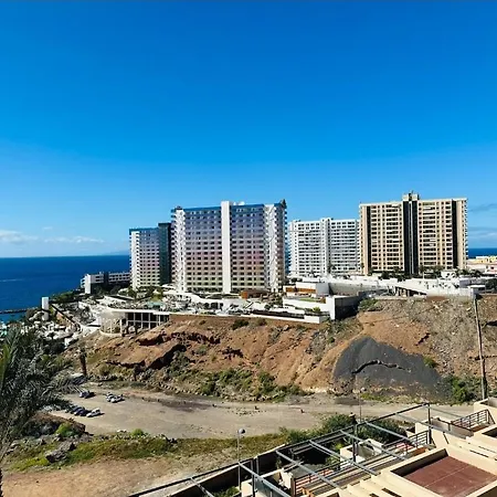 Paraiso View Apartment,wifi, Terrace Sea Views, Pool , Garage, Car